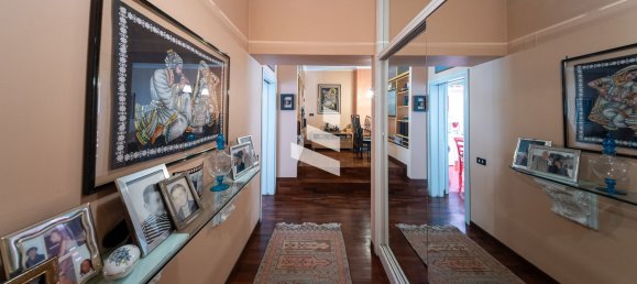 2 bedrooms Apartment in Rome, Italy No. 375932 2