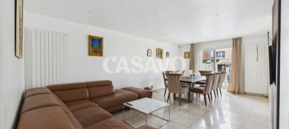 5 bedrooms House in Drancy, France No. 313786 3