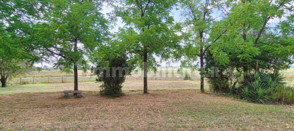 6 Schlafzimmer Haus in Castelfranco di Sotto, Italy, Nr. 258868 3