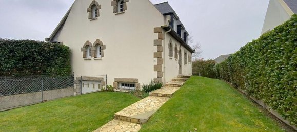 5 bedrooms House in Saint-Malo, France No. 43709 2