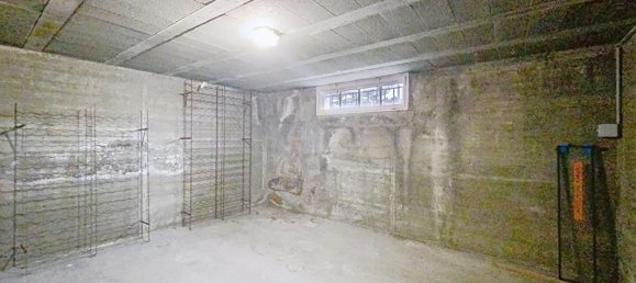 5 bedrooms House in Saint-Malo, France No. 43709 20