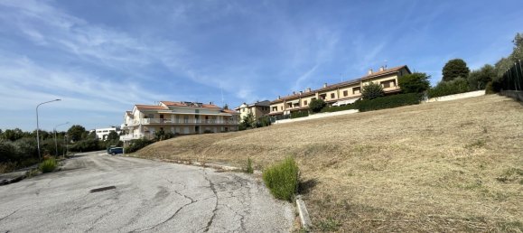 Grundstück in Montegranaro, Italy 4000m², Nr. 65332 11