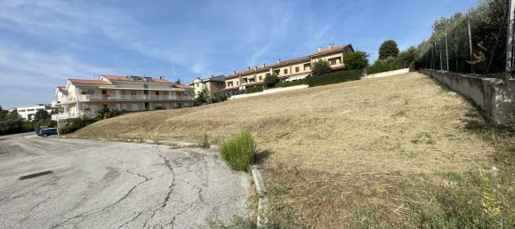 Grundstück in Montegranaro, Italy 4000m², Nr. 65332 10