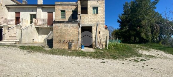 Casa de 6 habitaciónes en Offida, Italy No. 8787 3