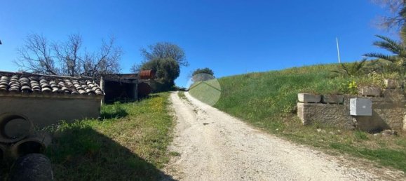 Casa de 6 habitaciónes en Offida, Italy No. 8787 12