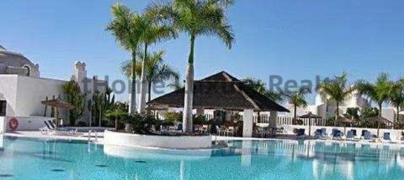 Apartamento de 3 dormitorios en Adeje, Spain No. 64853 3