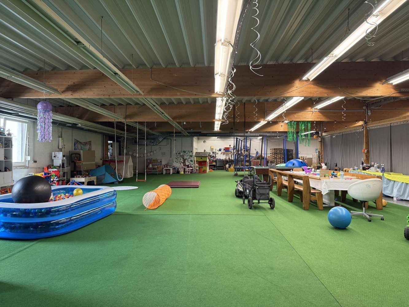 Armazém em Essen, Germany 1384 m² N.º 323978