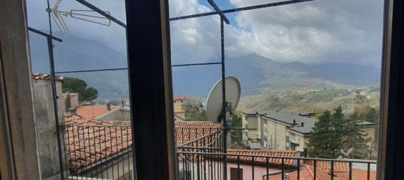 5-Zimmer Haus in Lauria, Italy, Nr. 59822 25