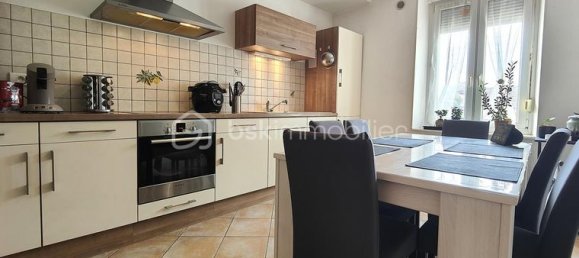 2 bedrooms Apartment in Etain, France No. 304789 4