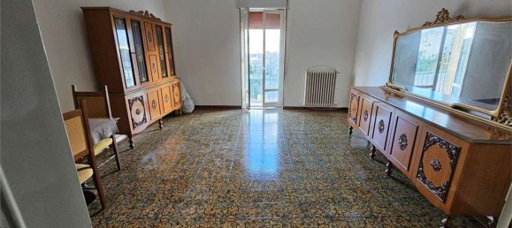 4 rooms House in Enna, Italy No. 33810 9