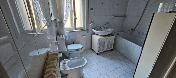 4 rooms House in Enna, Italy No. 33810 15