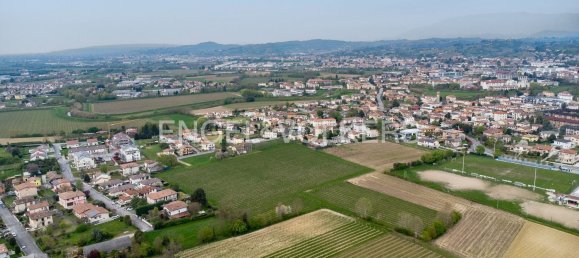 5-salle Maison à Asolo, Italy No. 127255 11