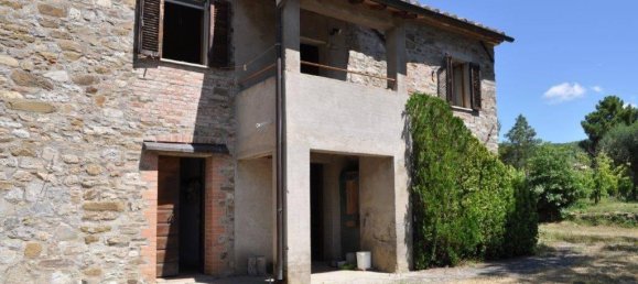 5 rooms House in Panicale, Italy No. 118593 3