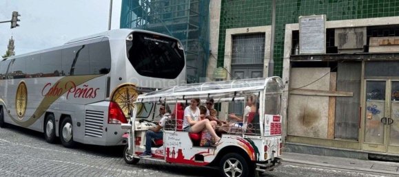 708m² Building in Porto, Portugal No. 124358 13