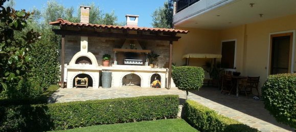 8 bedrooms Villa in Koropi, Greece No. 6943 4