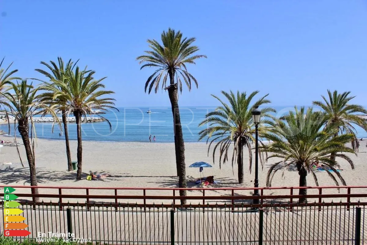 Dúplex de 6 dormitorios en Marbella, Spain No. 182225