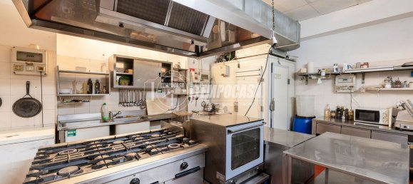 150m² Warehouse in Reggio Emilia, Italy No. 226821 28