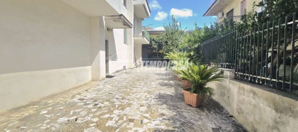 3 Schlafzimmer Villa in Sperone, Italy, Nr. 286540 18