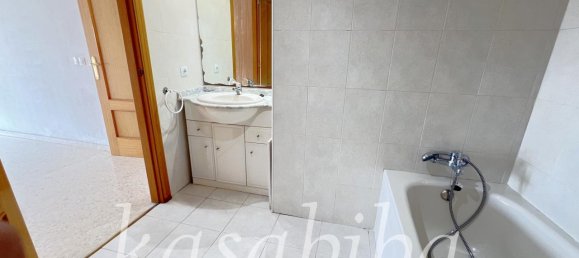 Квартира с 3 спальнями в Валенсия, Испания № 176987 18