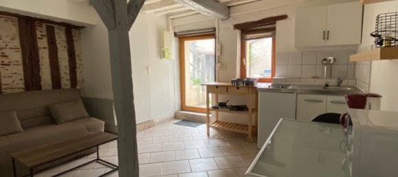 Studio in Orleans, France, Nr. 158240 3