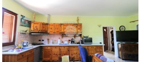 Villa de 5 habitaciónes en Albiano d'Ivrea, Italy No. 257393 2