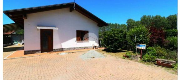 Villa de 5 habitaciónes en Albiano d'Ivrea, Italy No. 257393 8