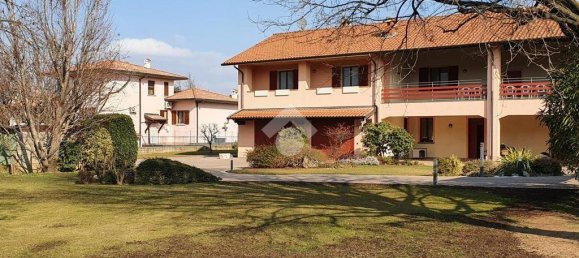 9 chambres Maison à Cologne, Italy No. 145806 3