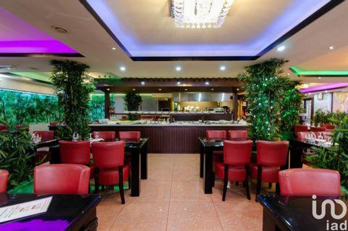 Fábrica em Plaisir, France 257 m² N.º 18185