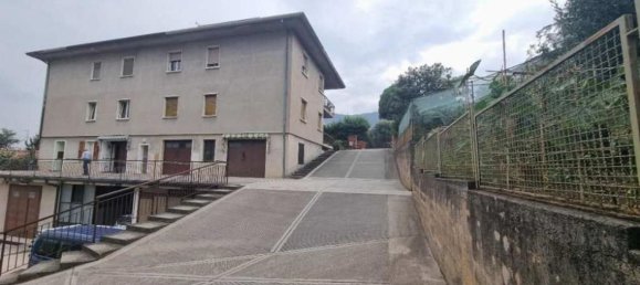 2 rooms Apartment in Botticino, Italy No. 3959 10