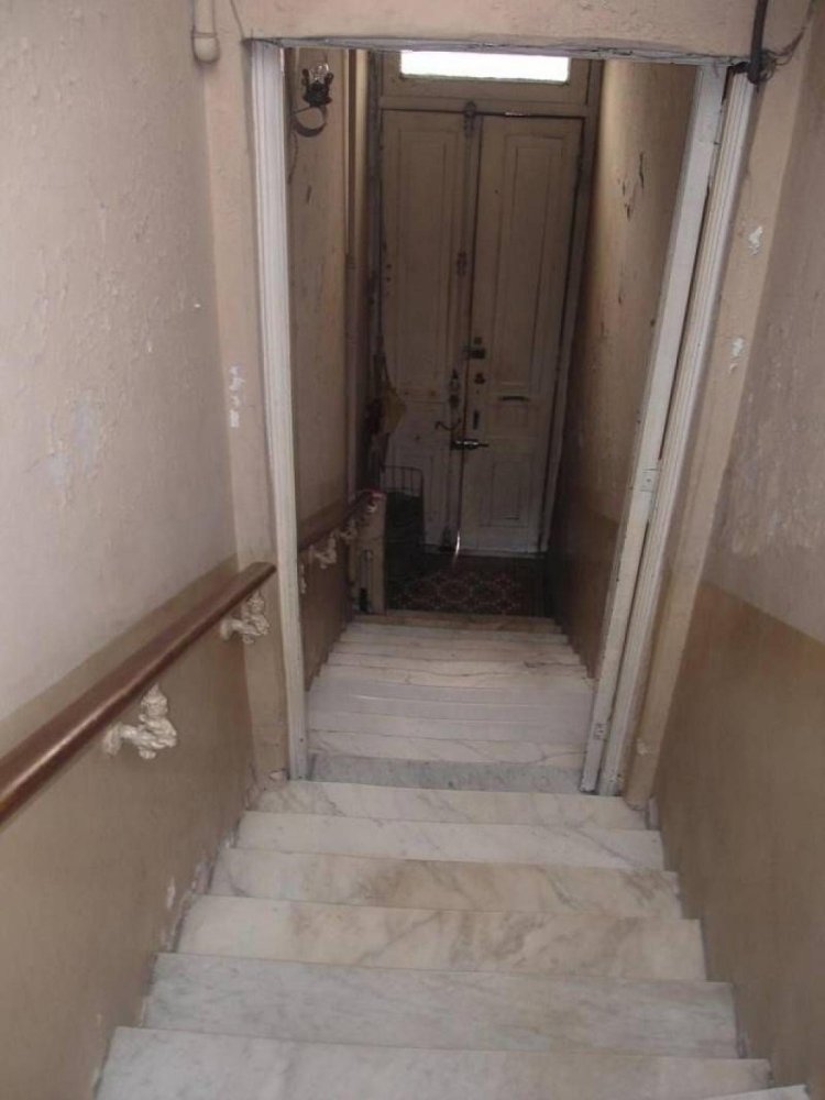 Casa de 4 dormitorios en Buenos Aires, Argentina No. 73133