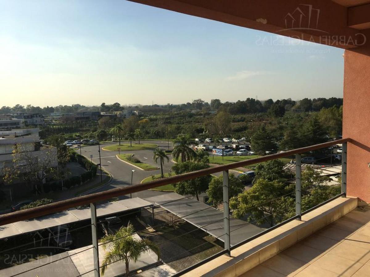 59m² Office in Tigre, Argentina No. 24977