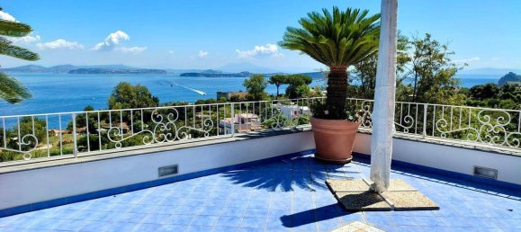 3 bedrooms Villa in Casamicciola Terme, Italy No. 344919 2