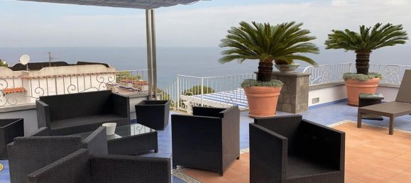 3 bedrooms Villa in Casamicciola Terme, Italy No. 344919 26