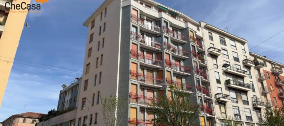 1 bedroom Apartment in Milan, Italy No. 290765 2