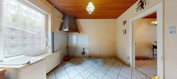 4 bedrooms Villa in Hayange, France No. 157556 4