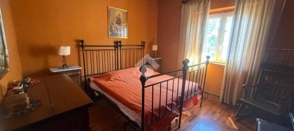 2 bedrooms Apartment in Subiaco, Italy No. 204282 11