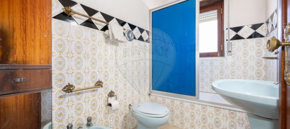 5 bedrooms House in Corroios, Portugal No. 20677 13