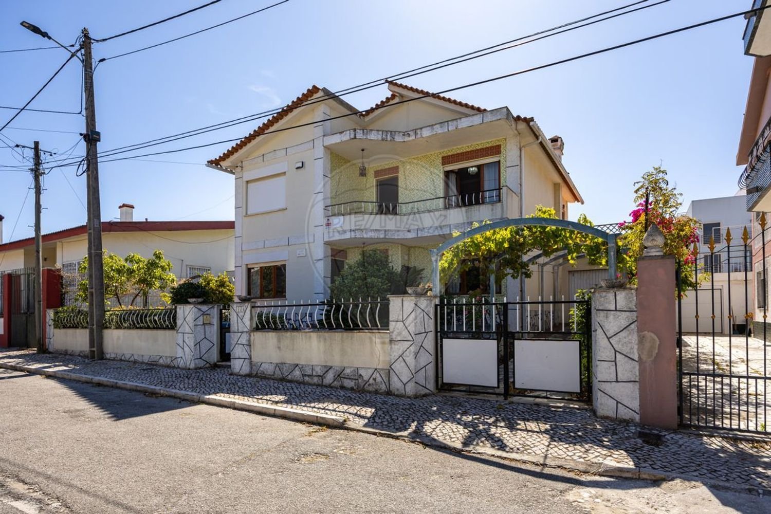 5 bedrooms House in Corroios, Portugal No. 20677