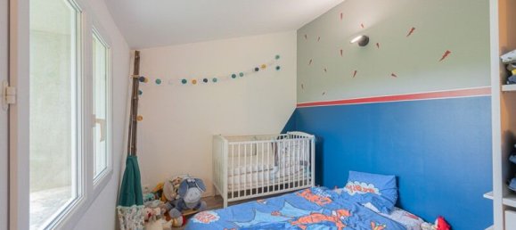 3 bedrooms House in Thil, France No. 335427 6