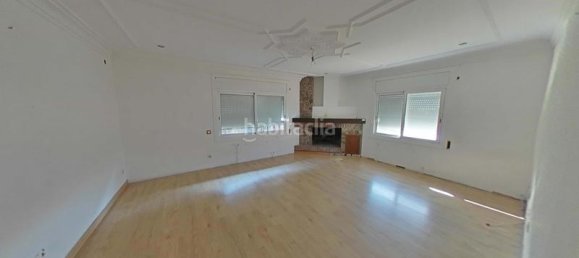 4 bedrooms House in Santa Eulalia De Roncana, Spain No. 160663 3