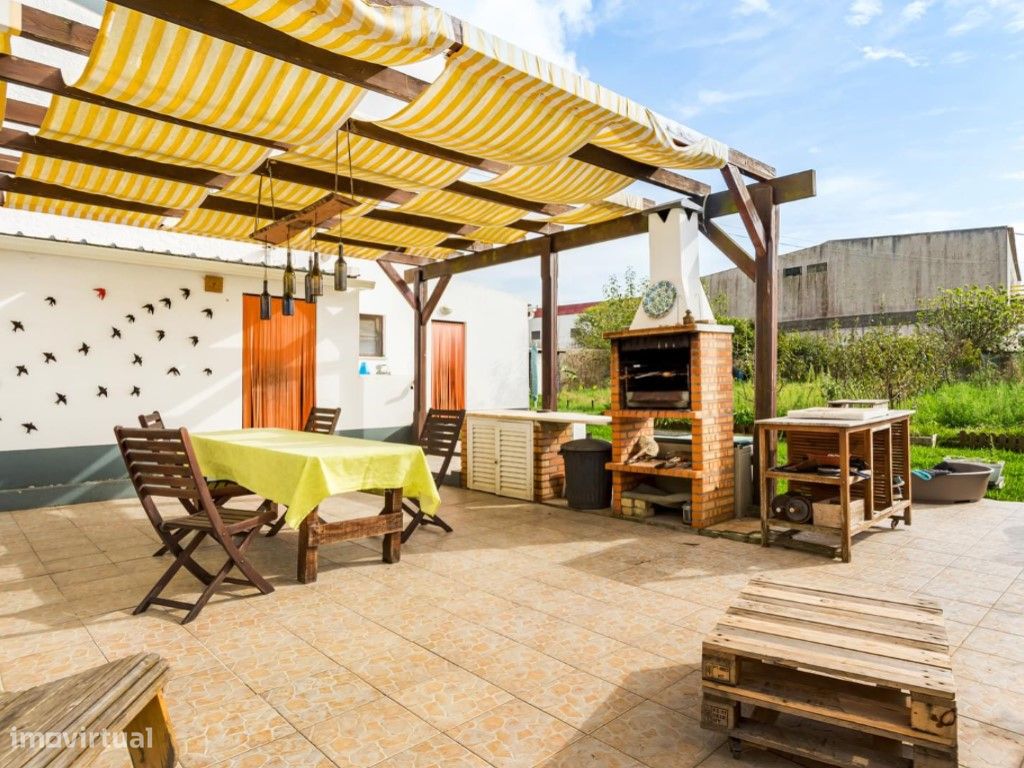 6 bedrooms House in Atouguia da Baleia, Portugal No. 130434