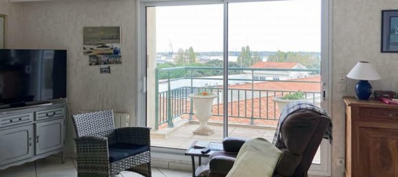 2 bedrooms Apartment in Les Sables-d'Olonne, France No. 281202 9