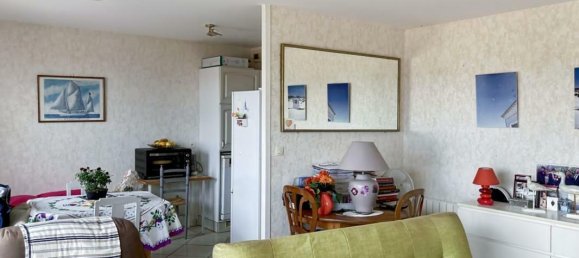 2 bedrooms Apartment in Les Sables-d'Olonne, France No. 281202 6