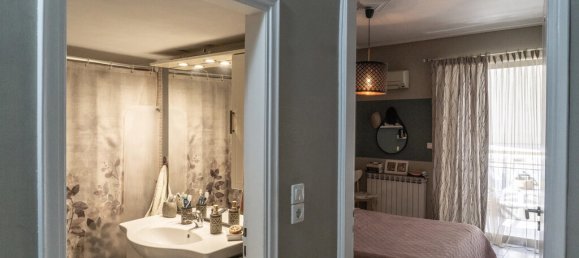 Квартира с 2 спальнями в Пирей, Аттика, Греция № 94118 3