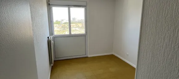 3 bedrooms Apartment in Port-de-Bouc, France No. 316706 20