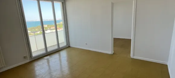 3 bedrooms Apartment in Port-de-Bouc, France No. 316706 6