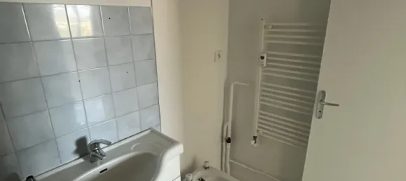 3 bedrooms Apartment in Port-de-Bouc, France No. 316706 19