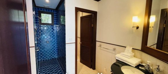 5 bedrooms Villa in Bang Tao, Thailand No. 18959 10