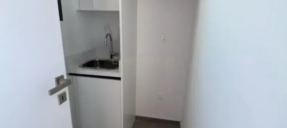 4 bedrooms Villa in Agios Athanasios, Cyprus No. 1377 16