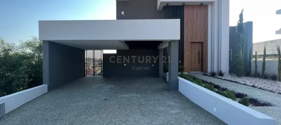 4 bedrooms Villa in Agios Athanasios, Cyprus No. 1377 2